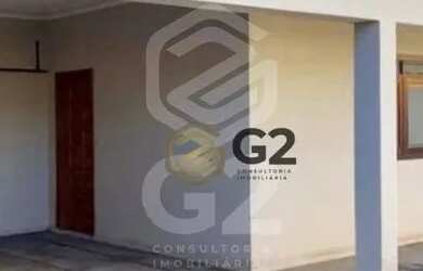 Imagem: A casa possui 3 Dormitórios, 3 Banheiros, 5 Vagas na garagem