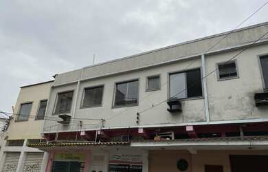 Imagem: O apartamento possui 5 Dormitórios, 5 Banheiros, 200m² de