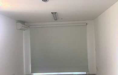 Imagem: O depósito possui 3 Vagas na garagem, 100m² de Área e está