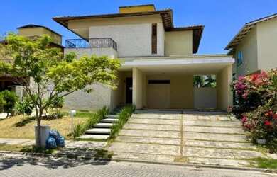 Imagem: A casa em condomínio possui 4 Dormitórios, 4 Banheiros, 4