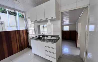 Imagem 9: Venda - Casa com edícula, 3 quartos, 2 vagas, Churrasqueira, Quintal Amplo, Próximo ao Sho