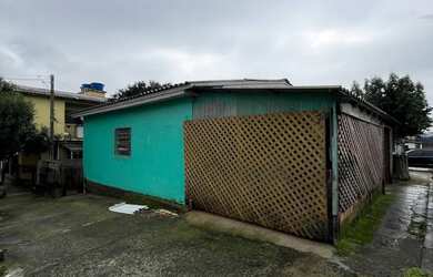 Imagem: A casa para alugar possui 2 Dormitórios, 2 Banheiros, 1 Vaga