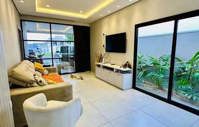 Imagem: A casa em condomínio possui 3 Dormitórios, 3 Banheiros, 2