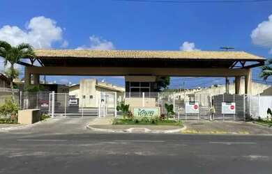 Imagem: A casa em condomínio possui 3 Dormitórios, 3 Banheiros, 3