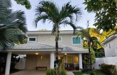 Imagem: A casa em condomínio possui 4 Dormitórios, 5 Banheiros, 2