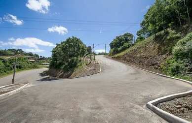 Imagem: O terreno possui 314m² de Área e está localizado em Diamantino