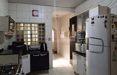 Imagem 15: SRES QD 02 Casa com 4 quartos, edícula e garagem coberta aceita imóvel...