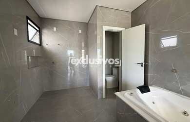 Imagem 7: Casa Alto Padrão no Condomínio Quinte Essence por R$2.250,000,00