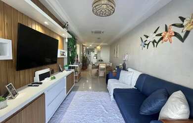 Imagem: O apartamento possui 2 Dormitórios, 1 Banheiro, 1 Vaga na garagem