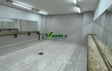 Imagem 7: Imóvel comercial com 3 pavimentos em praça central