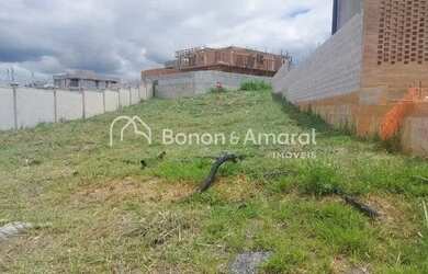 Imagem: O terreno possui 709m² de Área e Imóvel novo e está localizado