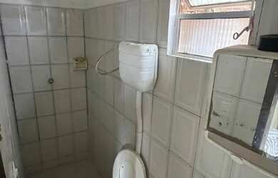 Imagem 3: Aqui, sua família encontra espaço, sossego e segurança pra chamar de...