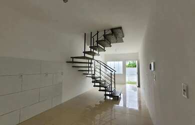 Imagem 7: Sobrado geminado com 2 quartos à venda no bairro Glória em Joinville -SC por R$ 350.000,00