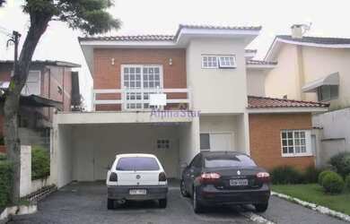 Imagem: A casa em condomínio possui 4 Dormitórios, 4 Banheiros, 2