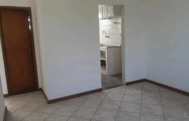 Imagem 3: Apto 49 M² Sala 2 QTº COZINHA AREA PORTARIA ENTRE GOIAS E DOM HLEDER