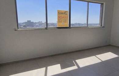 Imagem: O apartamento possui 3 Dormitórios, 1 Banheiro e 80m² de Área