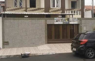 Imagem: A casa possui 3 Dormitórios, 2 Banheiros, 1 Vaga na garagem