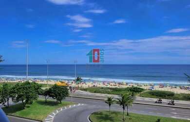 Imagem: O apartamento na cobertura possui 4 Dormitórios, 5 Banheiros