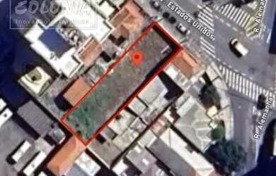 Imagem: O terreno possui 400m² de Área e está localizado em Parque