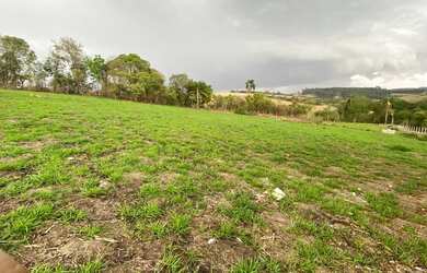 Imagem: O terreno possui 2.360m² de Área e está localizado em Jardim