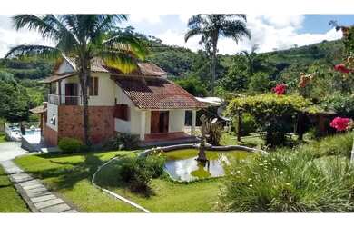 Imagem: Casa a venda no Bairro Recanto dos Lagos em Juiz de Fora, MG
