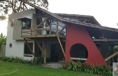 Imagem: A casa em condomínio possui 3 Dormitórios, 4 Banheiros, 4