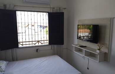 Imagem: A kitnet possui 1 Dormitório, 1 Banheiro, 1 Vaga na garagem