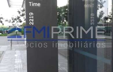 Imagem: O depósito possui 2 Vagas na garagem, 55m² de Área e está