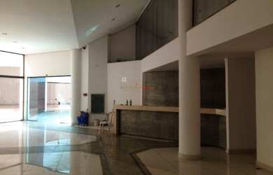 Imagem: O depósito possui 1350m² de Área e está localizado em Santo