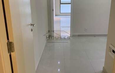 Imagem: O depósito possui 2 Vagas na garagem, 74m² de Área e está