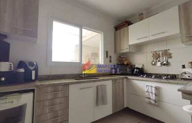 Imagem 5: Excelente Sobrado no Condomínio Villaggio di Itaici, muito bem localizado na cidade de Ind