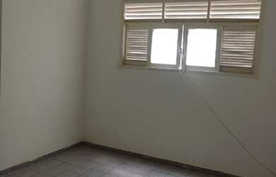 Imagem 11: Linda casa em pau amarelo