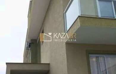 Imagem: A casa possui 3 Dormitórios, 4 Banheiros, 2 Vagas na garagem