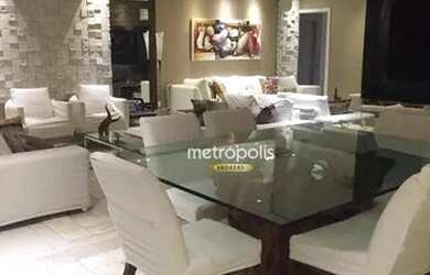 Imagem: O apartamento possui 3 Dormitórios, 1 Banheiro, 3 Vagas na