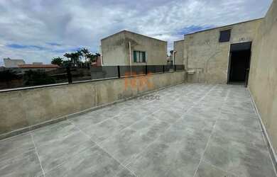 Imagem: A casa possui 3 Dormitórios, 1 Banheiro, 2 Vagas na garagem