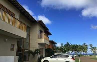 Imagem: A casa possui 4 Dormitórios, 5 Banheiros, 5 Vagas na garagem