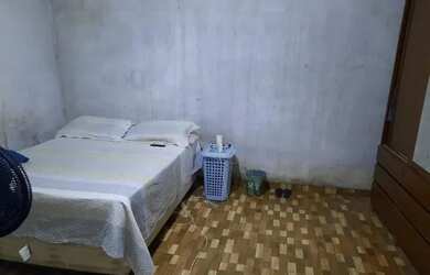 Imagem: A casa possui 3 Dormitórios, 2 Banheiros e está localizado