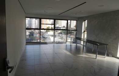 Imagem: O depósito possui 1 Vaga na garagem, 41m² de Área e está