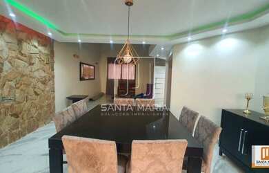 Imagem: O depósito possui 3 Vagas na garagem, 250m² de Área e está