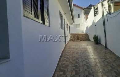 Imagem: A casa possui 2 Dormitórios, 1 Banheiro, 70m² de Área e