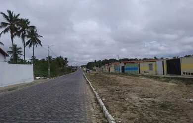 Imagem: O terreno possui 800m² de Área e está localizado em Bela