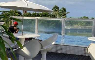 Imagem 10: Flat na Praia de Tambaú. Piscina, Área de serviço, 22m² de Áreae1...