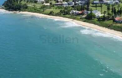 Imagem: A casa possui 5 Dormitórios, 5 Banheiros, 5 Vagas na garagem