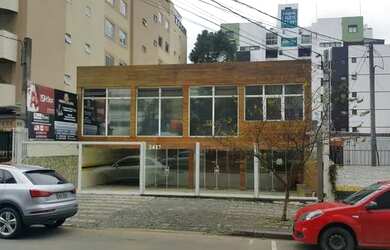 Imagem: O terreno possui 300m² de Área e está localizado em Água