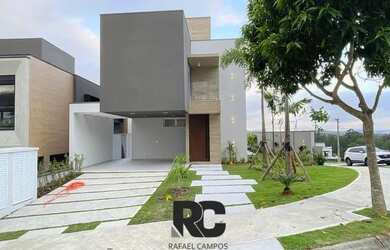 Imagem: A casa em condomínio possui 4 Dormitórios, 5 Banheiros, 4