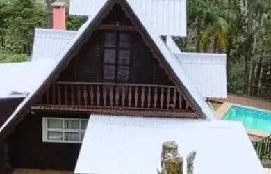 Imagem 2: Casa para Venda em Nova Friburgo, Mury, 4 dormitórios, 1 suíte, 3 banheiros,...