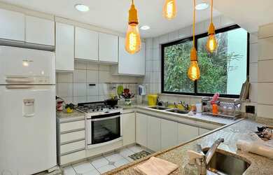 Imagem 15: COPACABANA, ESPAÇO, METRÔ, VERDE, ACHEI