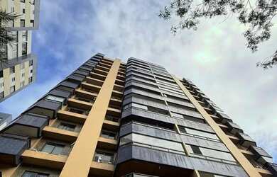 Imagem: O apartamento possui 4 Dormitórios, 5 Banheiros, 3 Vagas na