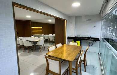 Imagem: O apartamento possui 3 Dormitórios, 3 Banheiros, 2 Vagas na