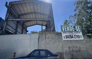 Imagem: O terreno possui 4.939m² de Área e está localizado em Jardim